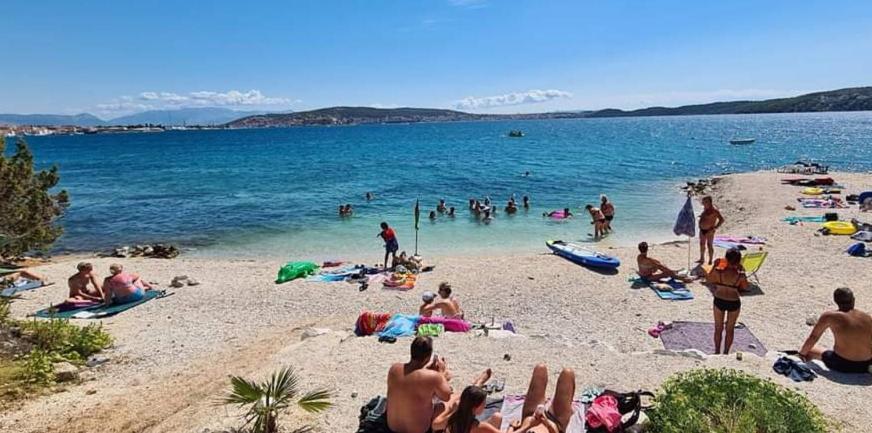Roso Apartment With Sea View Trogir Exterior foto